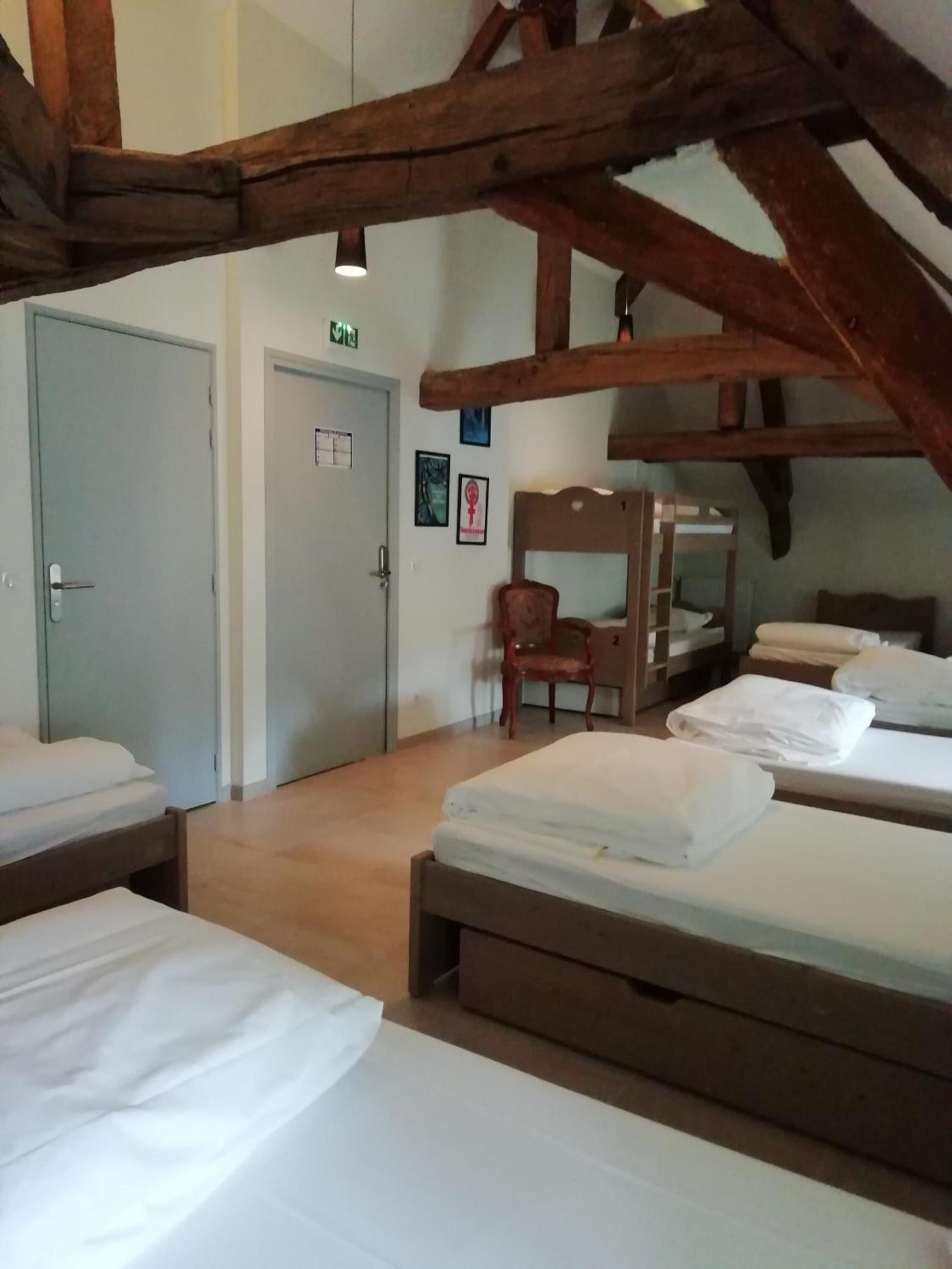 L'Auberge De Treigny Δωμάτιο φωτογραφία